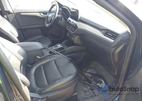 2022 Ford Escape Sel Plug-In Hybrid z USA, uszkodzony, nr VIN 1FMCU0KZ3NUB80373